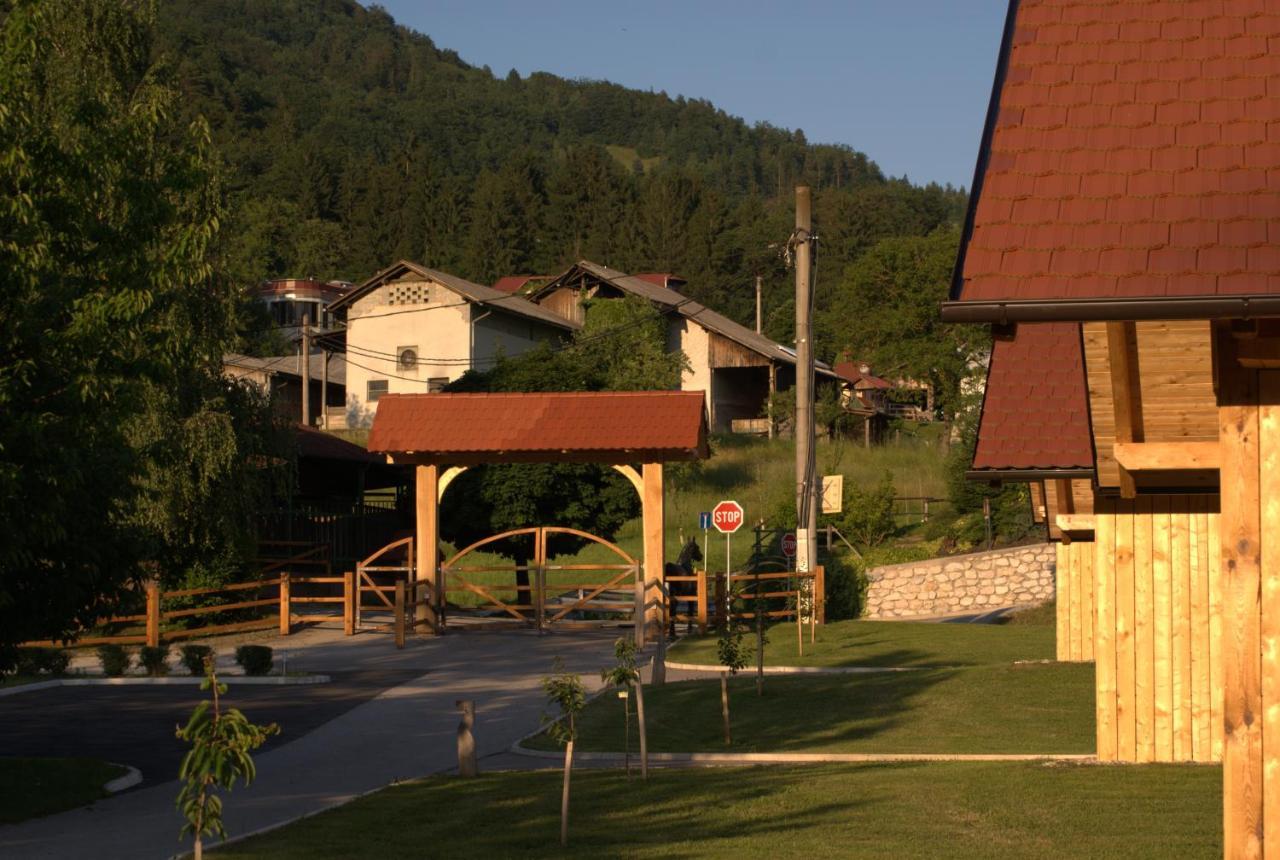 Martinova Izba - Family Bungalows Lasko Luaran gambar