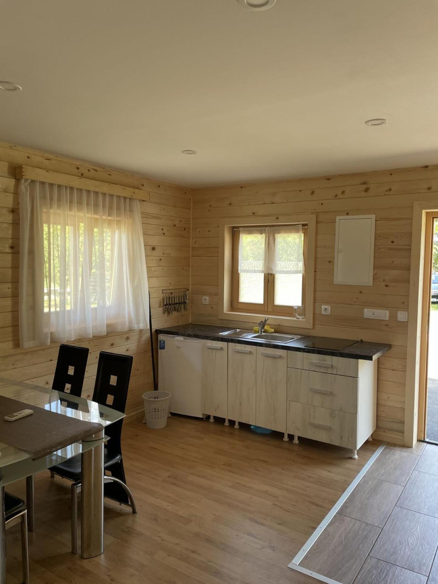 Martinova Izba - Family Bungalows Lasko Bilik gambar